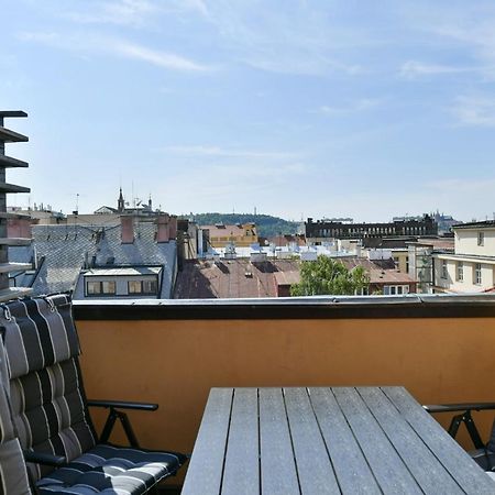Luxury Central Penthouse With Sauna, Terrace, 250M2, 5Bdrm, 3Bthrm Прага Экстерьер фото
