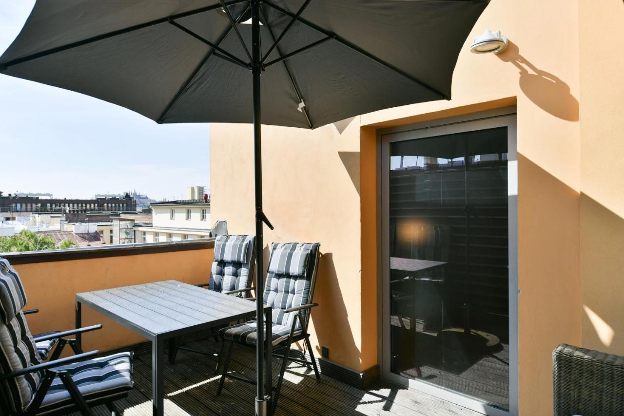 Luxury Central Penthouse With Sauna, Terrace, 250M2, 5Bdrm, 3Bthrm Прага Экстерьер фото