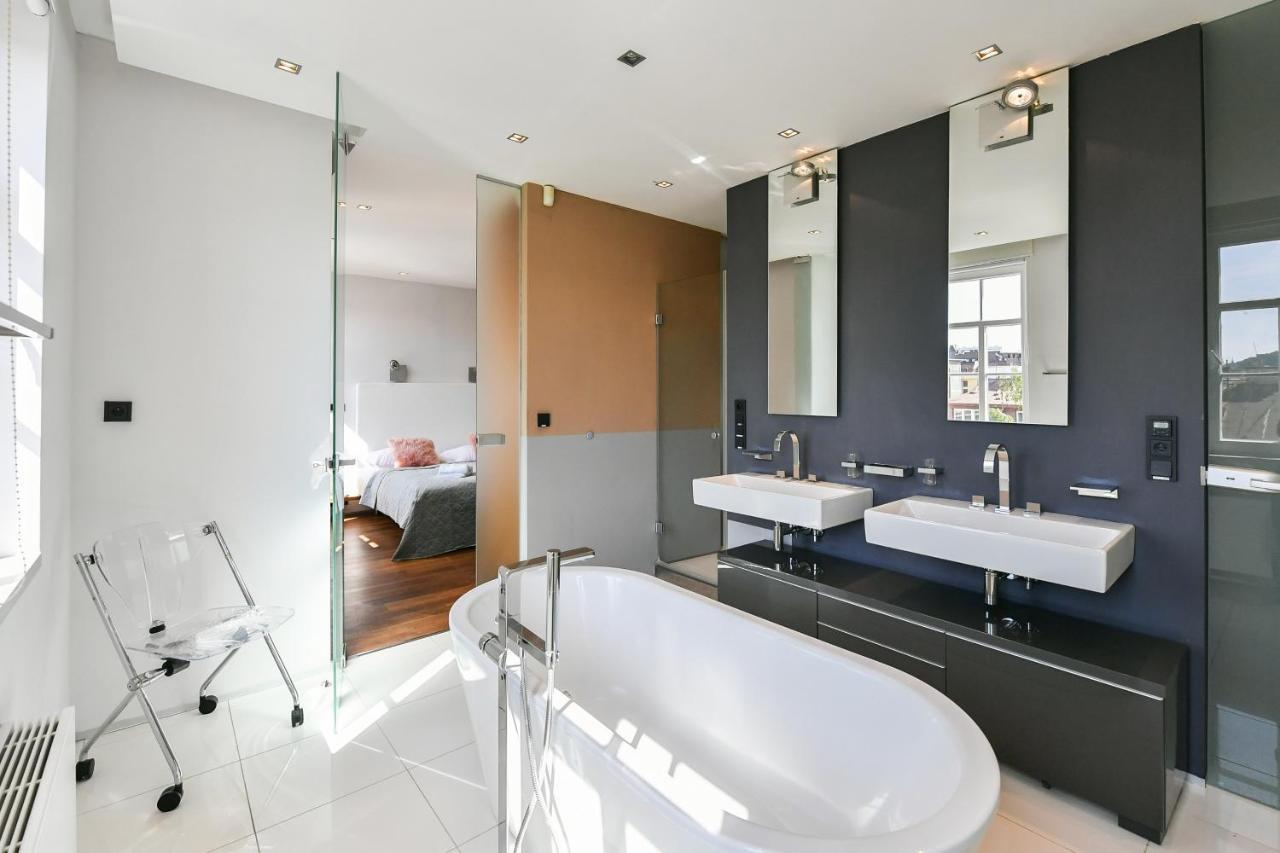 Luxury Central Penthouse With Sauna, Terrace, 250M2, 5Bdrm, 3Bthrm Прага Экстерьер фото